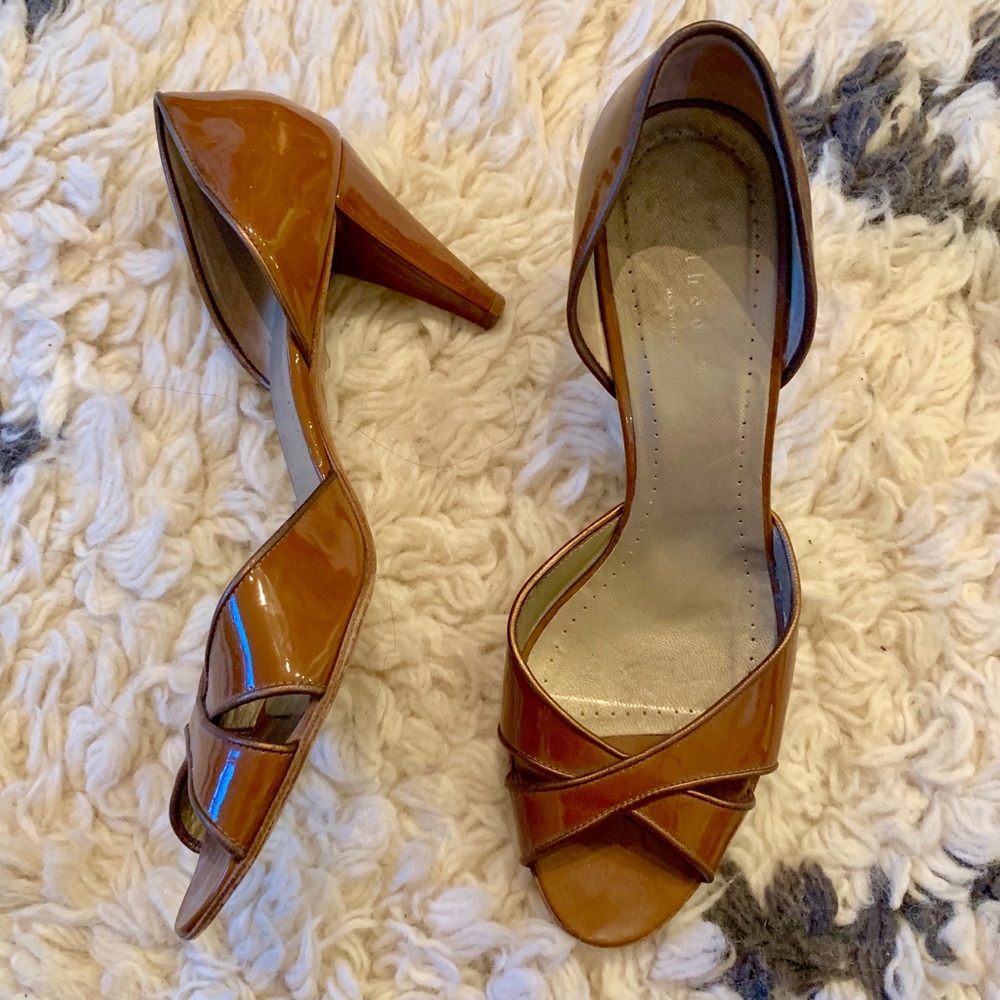 Theory Caramel Brown Patent Leather Heels